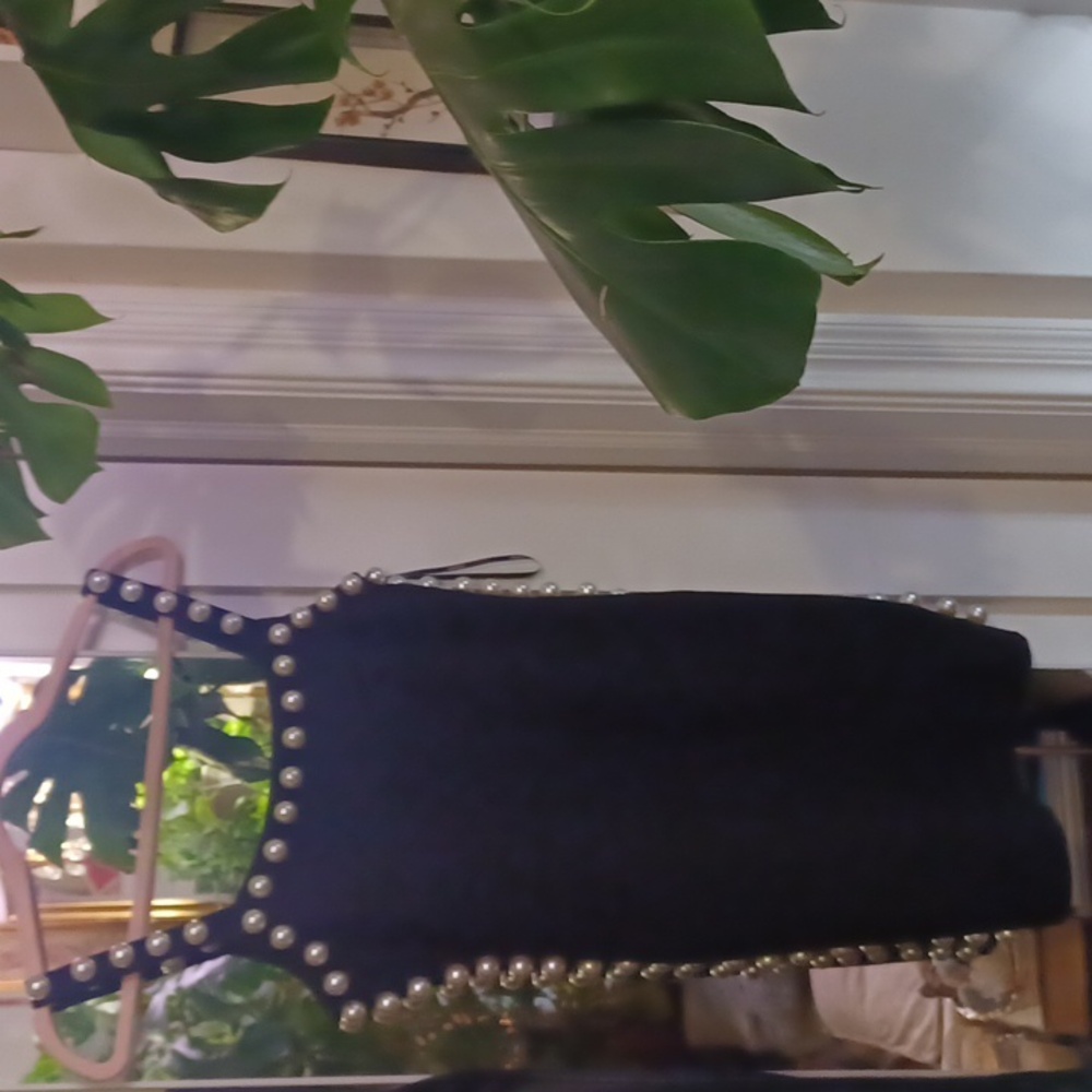 Forever 21 black Dress with Oversized pearls sz.M